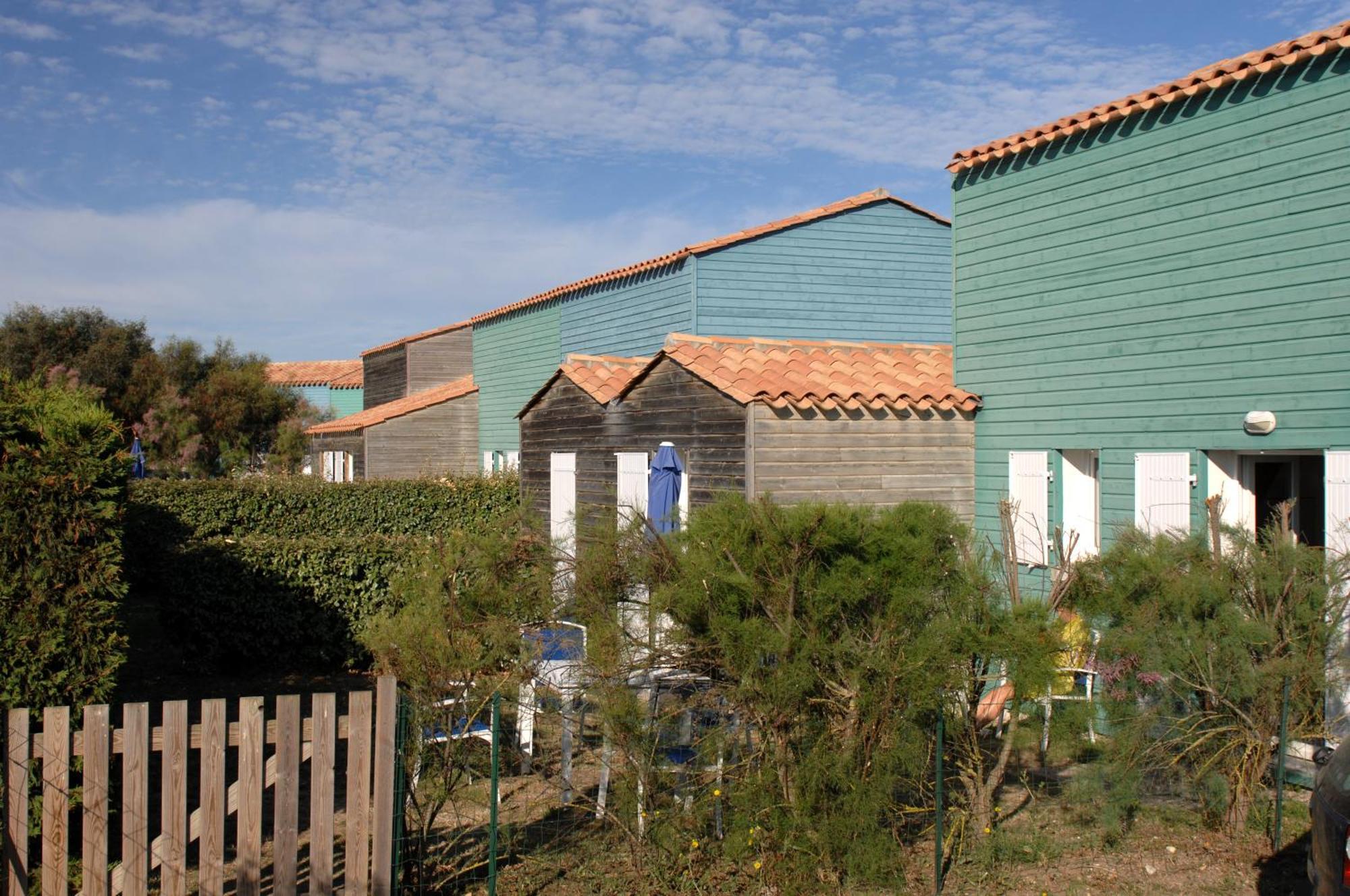 Residence Odalys Le Village Des Amareyeurs Le Château-dʼOléron 外观 照片